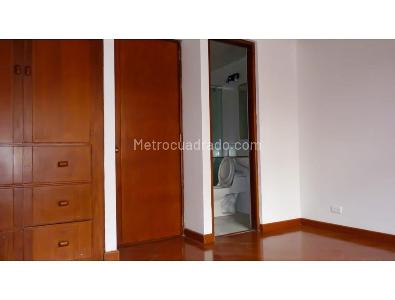 Casa de 3 alcobas en venta en Chico Navarra, Bogotá, 113 m² · foto 9 de 20