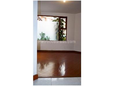 Casa de 3 alcobas en venta en Chico Navarra, Bogotá, 113 m² · foto 11 de 20