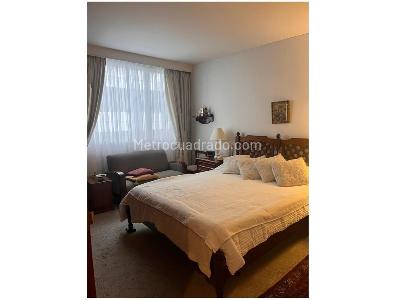 Apartamento en venta en Santa Barbara, Bogotá · foto 4 de 10