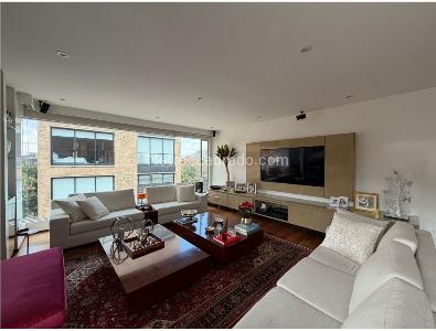 Apartamento de 3 alcobas en venta en Los Rosales Chico, Bogotá, 175 m² · foto 5 de 20