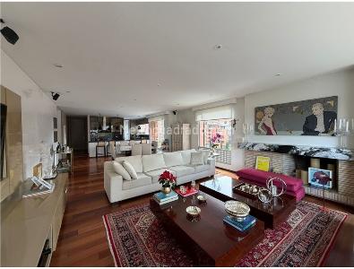 Apartamento de 3 alcobas en venta en Los Rosales Chico, Bogotá, 175 m² · foto 6 de 20