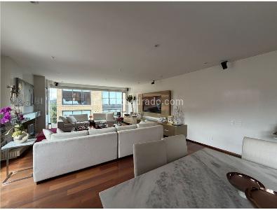 Apartamento de 3 alcobas en venta en Los Rosales Chico, Bogotá, 175 m² · foto 7 de 20