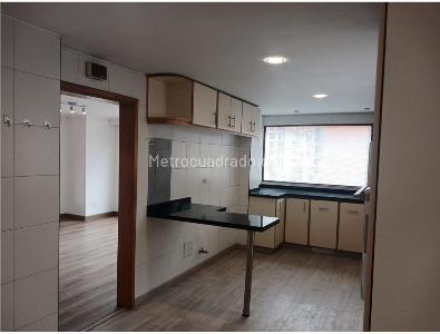 Apartamento en venta en Chico Norte, Bogotá · foto 3 de 17