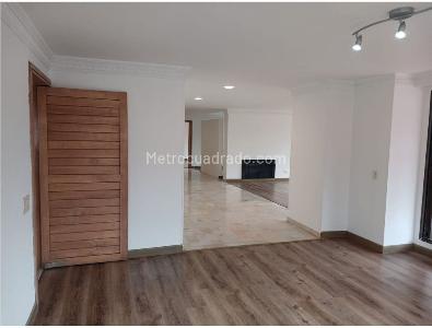Apartamento en venta en Chico Norte, Bogotá · foto 7 de 17