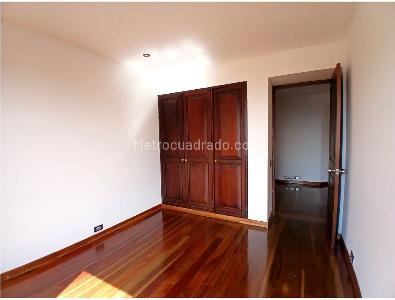Apartamento de 3 alcobas en venta en Calatayud, Bogotá, 109 m² · foto 9 de 19