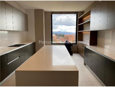 Apartamento de 4 alcobas en venta en Bellavista, Bogotá, 465 m² · foto 15 de 16