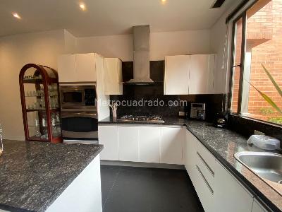 Apartamento en venta en Las Rosales, Bogotá · foto 16 de 20
