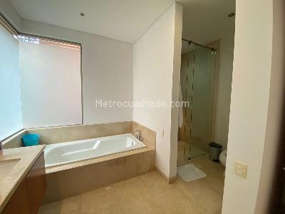 Apartamento en venta en Las Rosales, Bogotá · foto 4 de 20