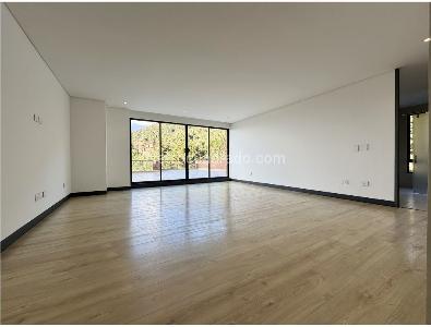 Apartamento de 4 alcobas en venta en Santa Barbara Alta, Bogotá, 455 m² · foto 12 de 20