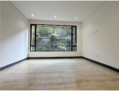 Apartamento de 4 alcobas en venta en Santa Barbara Alta, Bogotá, 455 m² · foto 14 de 20