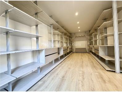 Apartamento de 4 alcobas en venta en Santa Barbara Alta, Bogotá, 455 m² · foto 15 de 20