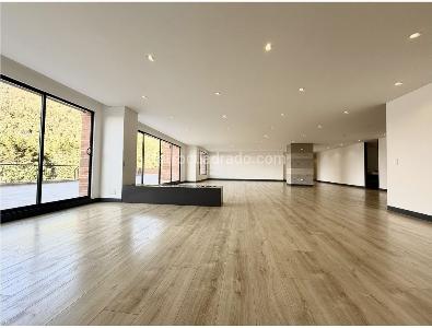 Apartamento de 4 alcobas en venta en Santa Barbara Alta, Bogotá, 455 m² · foto 19 de 20