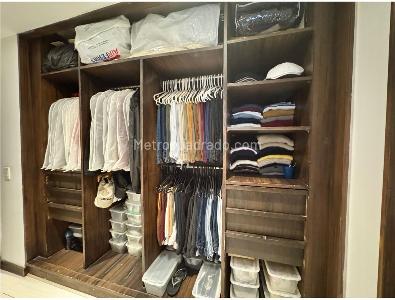 Apartamento de 4 alcobas en venta en Los Rosales, Bogotá, 220 m² · foto 17 de 20
