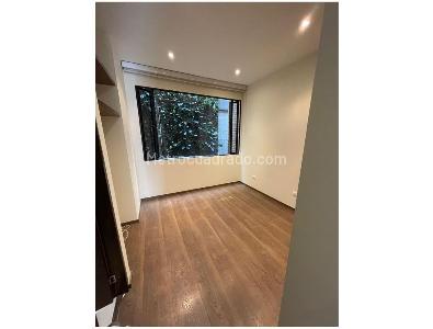 Apartamento de 3 alcobas en venta en Chico, Bogotá, 130 m² · foto 5 de 19