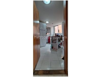Apartamento de 3 alcobas en venta en Chico Navarra, Bogotá, 134 m² · foto 12 de 19
