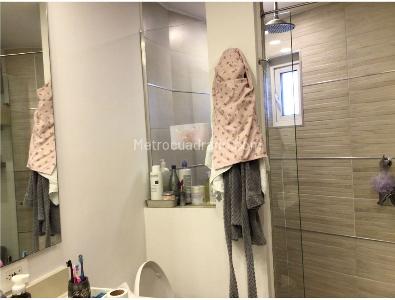 Apartamento en venta en Las Rosales, Bogotá · foto 15 de 16