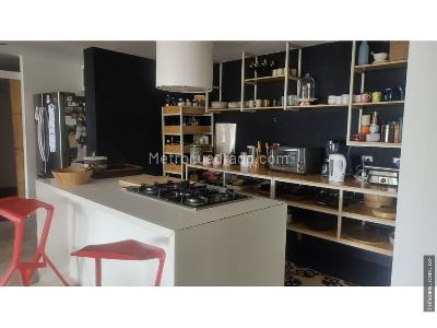 Apartamento de 3 alcobas en venta en Los Rosales, Bogotá, 188 m² · foto 11 de 12