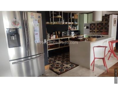 Apartamento de 3 alcobas en venta en Los Rosales, Bogotá, 188 m² · foto 3 de 12