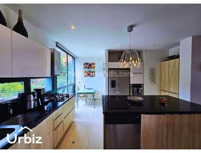 Apartamento de 3 alcobas en venta en Altos Del Refugio, Bogotá, 208 m² · foto 13 de 20