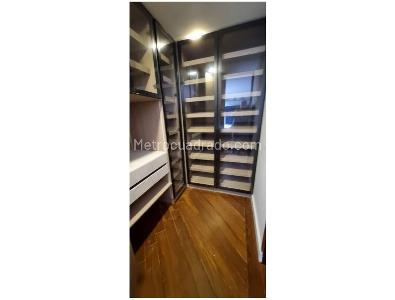 Apartamento de 3 alcobas en venta en Chico El Refugio, Bogotá, 482 m² · foto 17 de 20