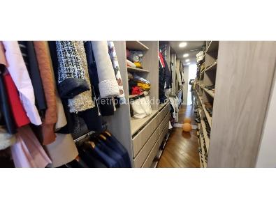 Apartamento de 3 alcobas en venta en Chico El Refugio, Bogotá, 482 m² · foto 7 de 20