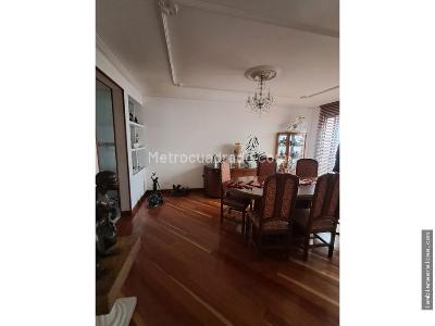 Apartamento de 3 alcobas en venta en Chico Norte, Bogotá, 171 m² · foto 10 de 14