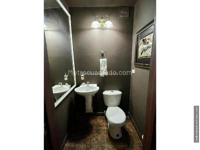 Apartamento de 3 alcobas en venta en Chico Norte, Bogotá, 171 m² · foto 8 de 14