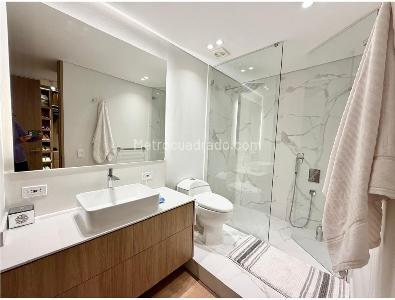Apartamento en venta en Chico San Patricio, Bogotá · foto 18 de 20