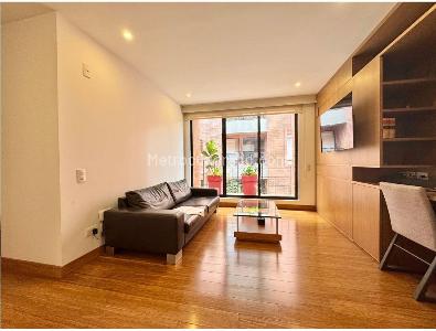 Apartamento de 3 alcobas en venta en Chico San Patricio, Bogotá, 206 m² · foto 12 de 15