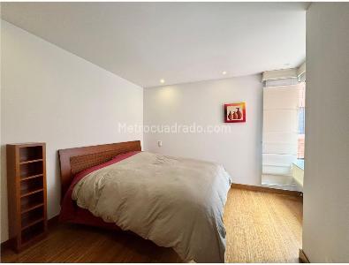 Apartamento de 3 alcobas en venta en Chico San Patricio, Bogotá, 206 m² · foto 13 de 15