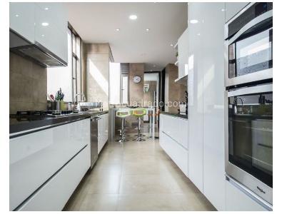 Apartamento de 4 alcobas en arriendo en Chico, Bogotá, 396 m² · foto 4 de 8