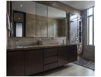 Apartamento de 4 alcobas en arriendo en Chico, Bogotá, 396 m² · foto 6 de 8