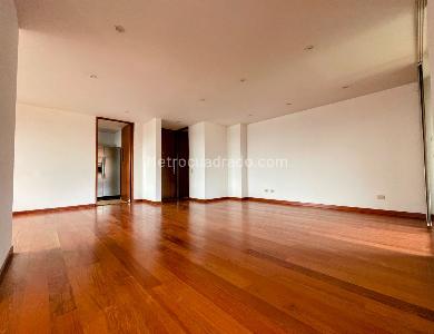 Apartamento de 2 alcobas en arriendo en Country, Bogotá, 180 m² · foto 3 de 8