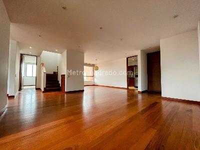 Apartamento de 2 alcobas en arriendo en Country, Bogotá, 180 m² · foto 5 de 8