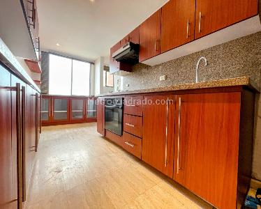 Apartamento de 2 alcobas en arriendo en Country, Bogotá, 180 m² · foto 6 de 8