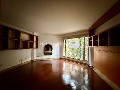 Apartamento de 3 alcobas en venta en Los Rosales, Bogotá, 240 m² · foto 5 de 10