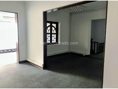 Casa en venta en Quinta Camacho, Bogotá · foto 9 de 14