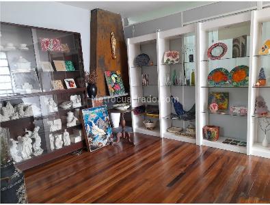Casa de 5 alcobas en venta en Quinta Camacho, Bogotá, 659 m² · foto 17 de 17