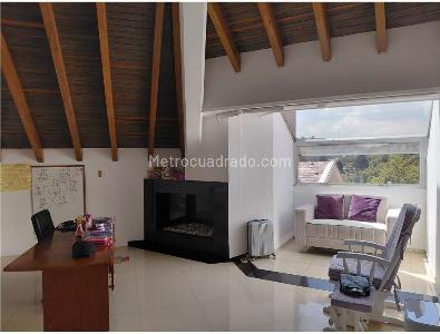 Casa de 4 alcobas en venta en San Jose De Bavaria, Bogotá, 700 m² · foto 5 de 19