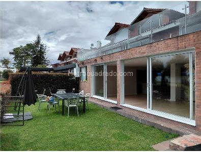 Casa de 4 alcobas en venta en San Jose De Bavaria, Bogotá, 762 m² · foto 2 de 14