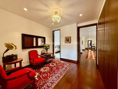 Apartamento de 3 alcobas en venta en El Nogal, Bogotá, 348 m² · foto 2 de 7
