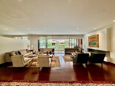 Apartamento de 3 alcobas en venta en El Nogal, Bogotá, 348 m² · foto 6 de 7
