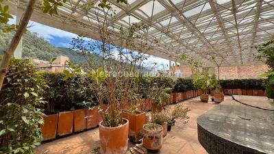 Apartamento de 3 alcobas en venta en Los Rosales, Bogotá, 376 m² · foto 7 de 17