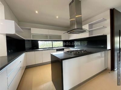 Casa de 4 alcobas en venta en Arboreto, Bogotá, 1500 m² · foto 5 de 11