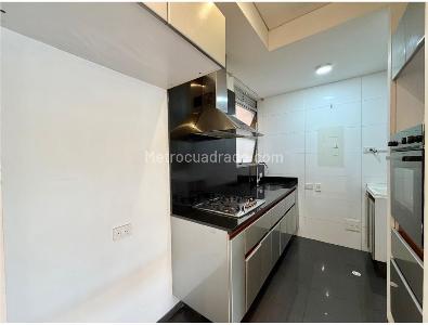 Apartamento de 1 alcoba en venta en Chico Reservado, Bogotá, 70 m² · foto 6 de 9
