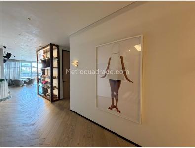 Apartamento de 3 alcobas en venta en Los Rosales, Bogotá, 341 m² · foto 16 de 20