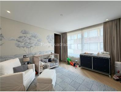 Apartamento de 3 alcobas en venta en Los Rosales, Bogotá, 341 m² · foto 8 de 20