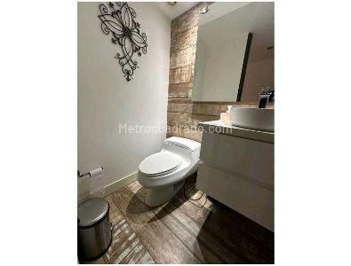 Apartamento de 3 alcobas en venta en Centro Comercial Hacienda Santa Barbara, Bogotá, 170 m² · foto 11 de 15