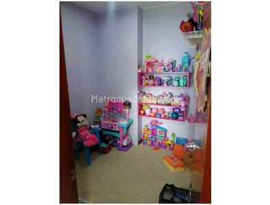 Apartamento de 3 alcobas en venta en Refugio De La Colina, Bogotá, 220 m² · foto 10 de 18