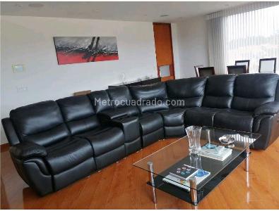 Apartamento de 3 alcobas en venta en Refugio De La Colina, Bogotá, 220 m² · foto 14 de 18
